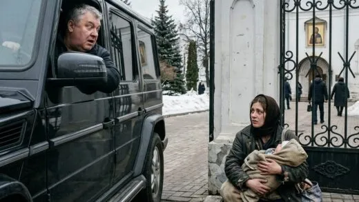 A father rolled down the window of his luxury SUV to hand out a few dollars. Then one detail made him jump out of the car - April 3, 2026